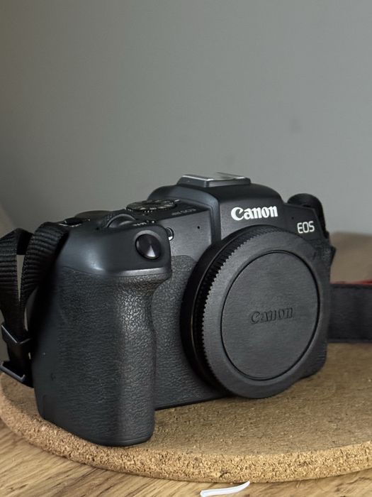Aparat Canon eos RP body, 2 baterie, ori pudełko, przebieg poniżej 25k