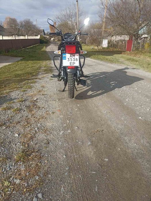 Мотоцикл Lifan btr 200