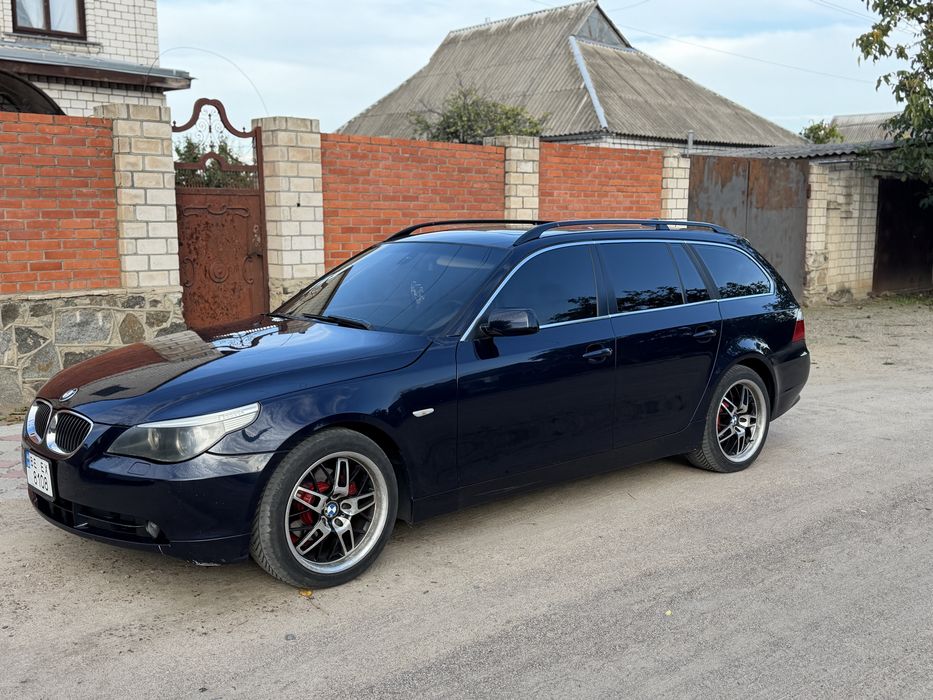 Продам BMW E61 525d
