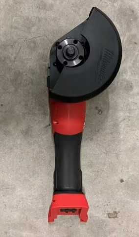 Szlifierka Milwaukee M18 FSAG125  125mm 2x5Ah