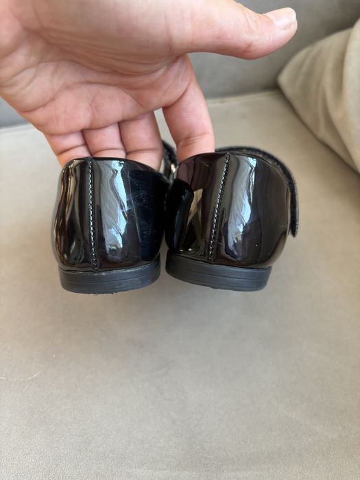 Kornecki lakierki skorzane buty wizytowe  baleriny balerinki czarne 30