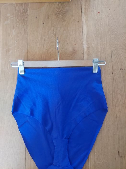 Zgrabne,nowe szorty/majtki chaber pole dance r S+ / M