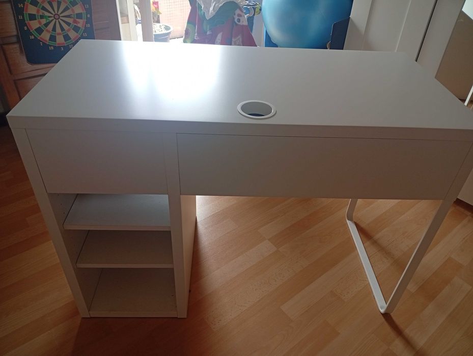 Secretária Branca Ikea
