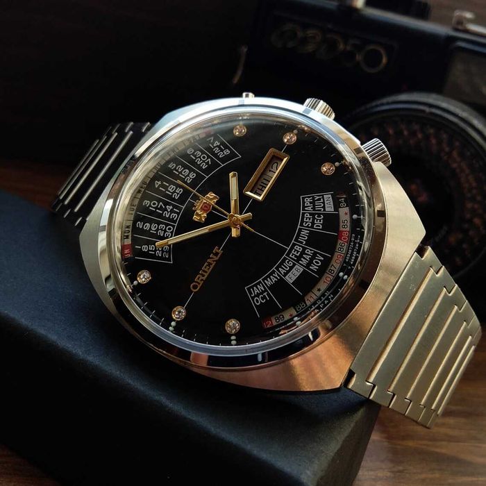 Relógio Orient Vintage Multi-Calendar Automático