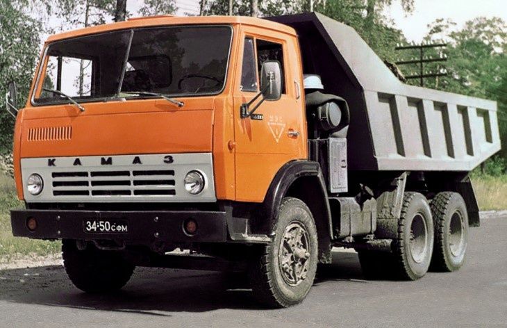 Будівельні послуги спецтехнікою (гідромолот, бур, бобкат, камаз)