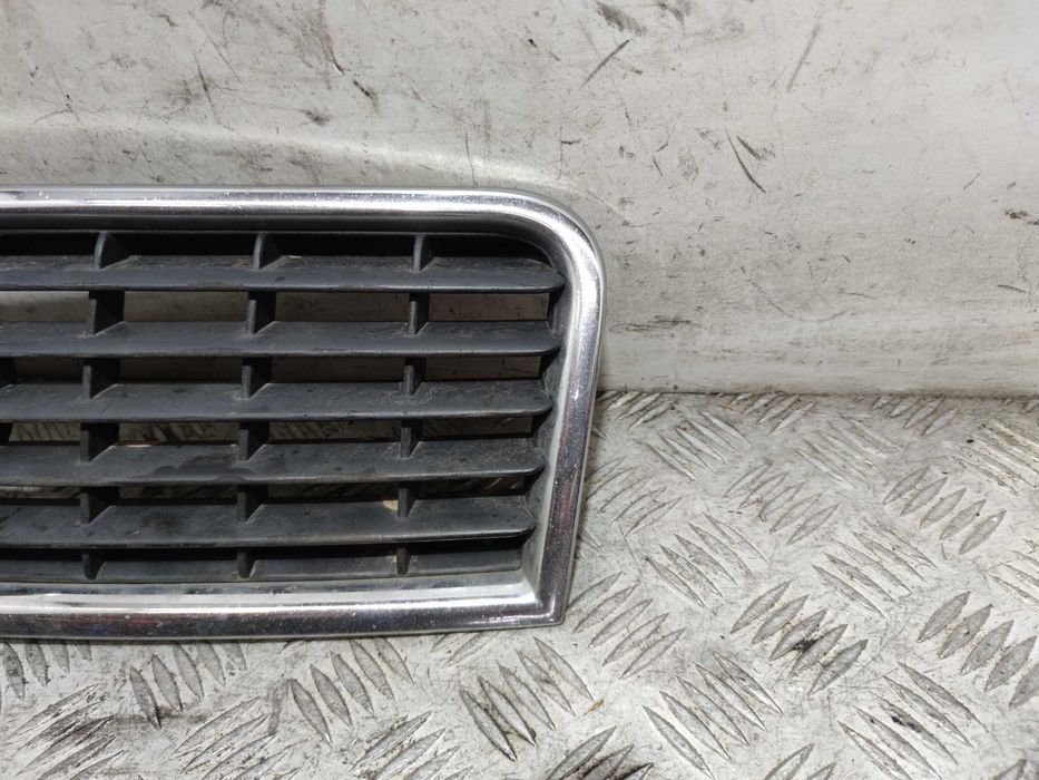 Audi A4 B6 Grill Atrapa Chłodnicy