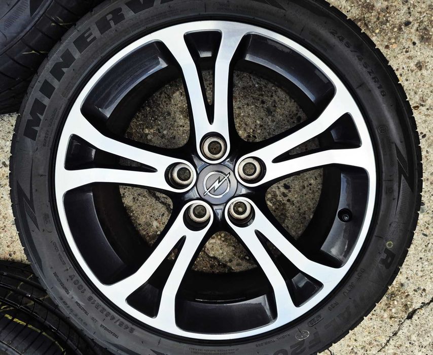 Opel Insignia A OPC  Oryginalne Alufelgi Koła Lato 6,5mm 18 Cali 5x120 ET42 Poler+Grafit