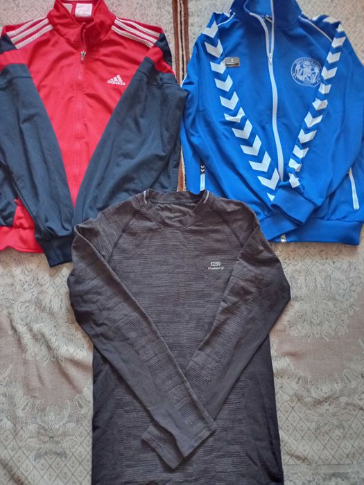 мужская спортивная футболка/ кофта (размер S /44/46)