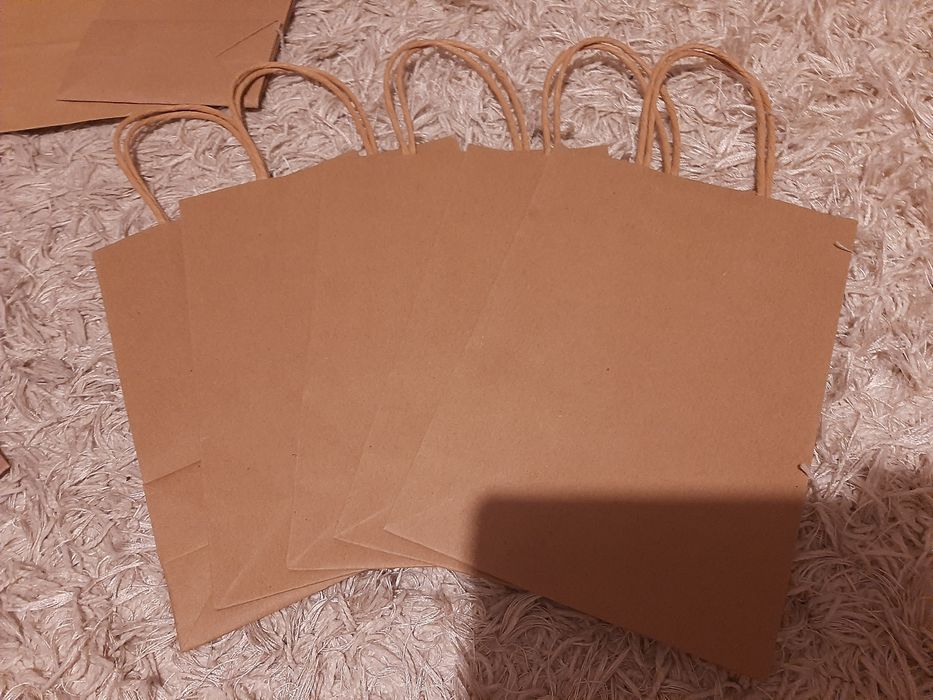 Torby prezentowe z papieru typu kraft