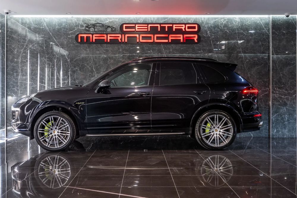 Porsche Cayenne S E-Hybrid