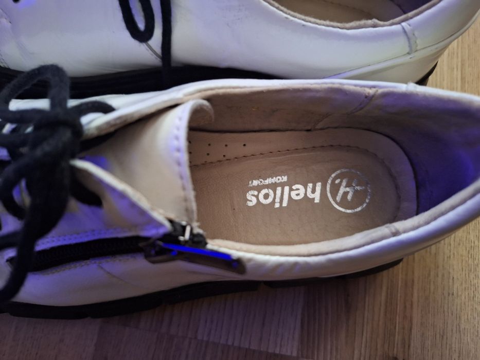 Buty Helios lakierki białe rozmiar 38