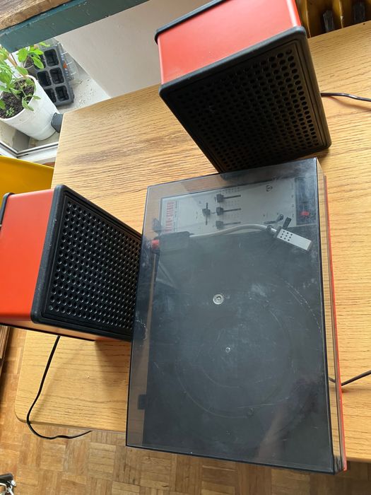 Gramofon Unitra Artur wg 900 + glosniki