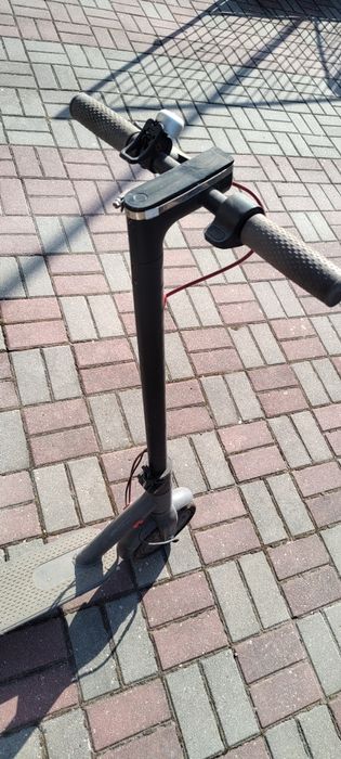 Hulajnoga elektryczna  uszkodzona