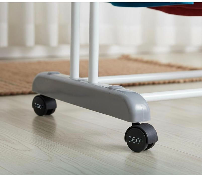 Novo - Estendal vertical dobrável de pé 30 m 3 níveis com rodas