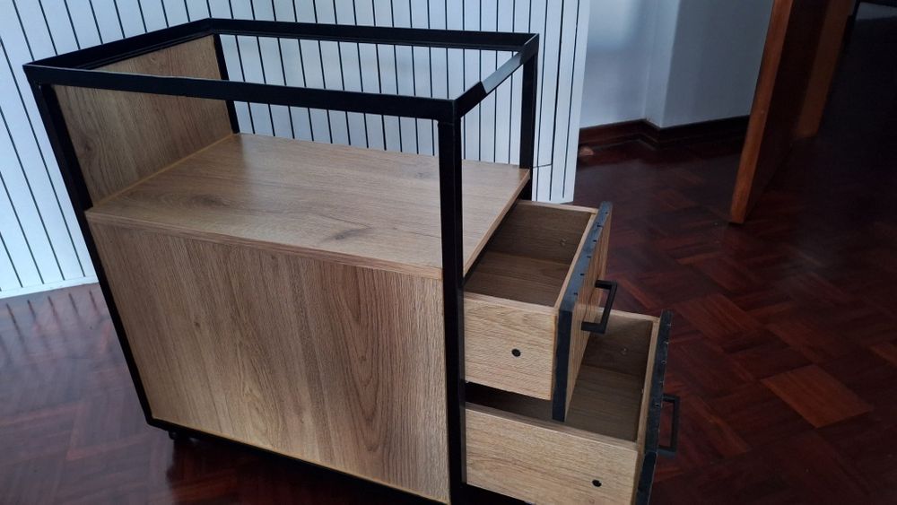 Movel para torre computador