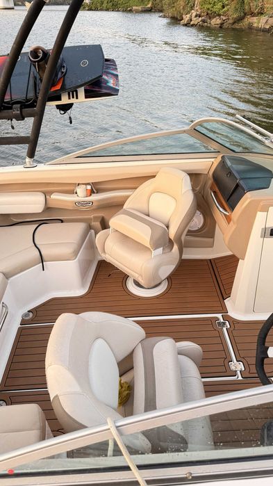 Chaparral 216 SSI 2010 – Volvo Penta 270cv – só 600h – Rio Douro