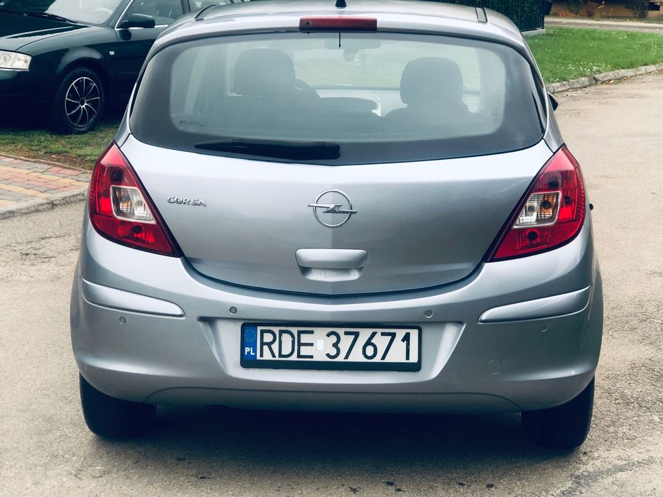 Opel Corsa-D / 1.2 / AUTOMATIC / 5-drzwi /