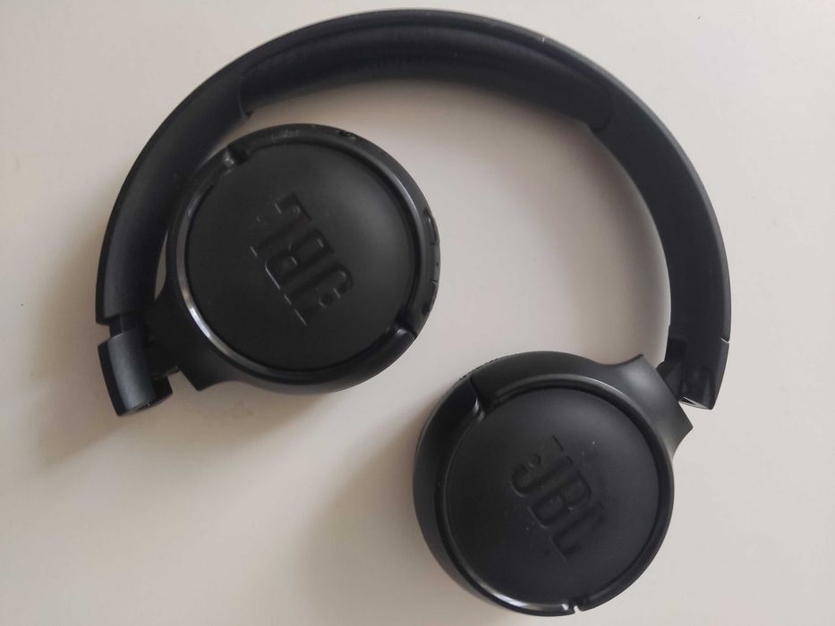 Навушники Bluetooth  JBL T500BT Black (JBLT500BTBLK) в гарному стані.