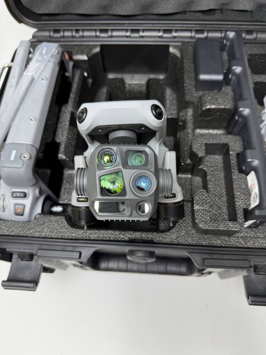 Дрон Dji Matrice 4 т комплект