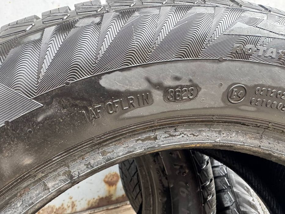 Зимова гума 215/65 R16