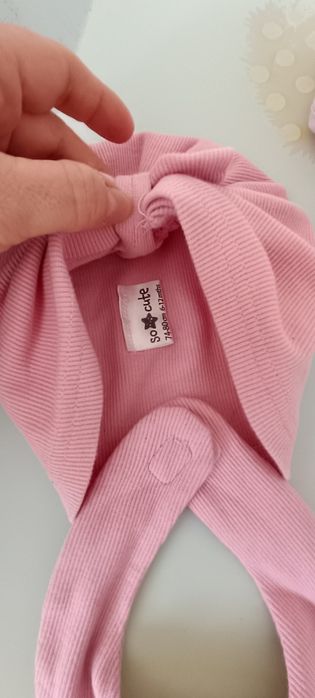 Czapeczki dla niemowlaka dla dziewczynki na wiosnę