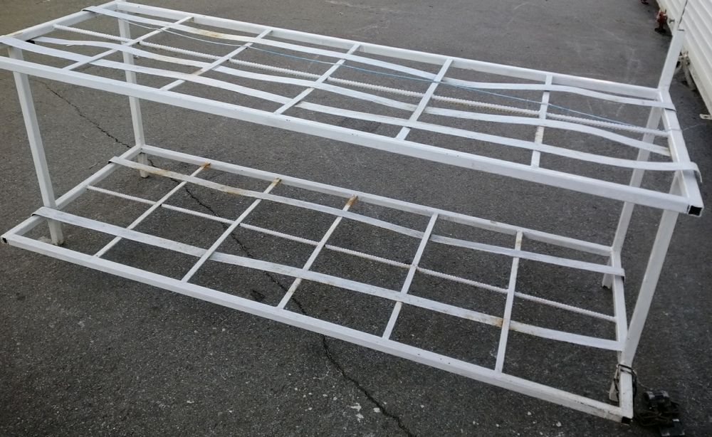 Продам Стіл універсальний двохполичний металевий