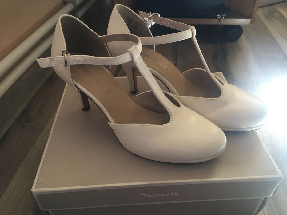 Buty Tamaris rozmiar 40