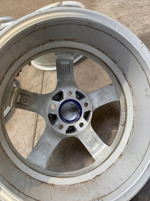 Felgi aluminiowe Brock 5x114,3 et 36 7x17j