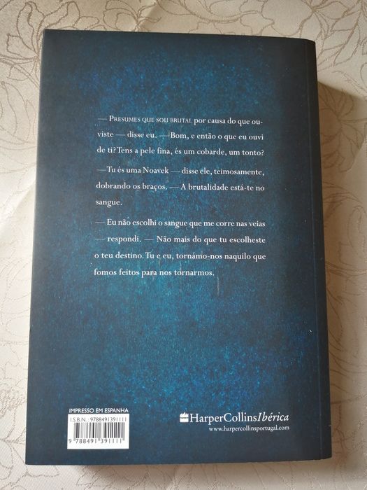 Divergent - Veronica Roth (free shipping)425428516802416641
