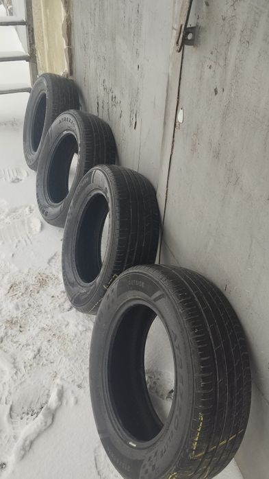 Продам резину 215.65.р16