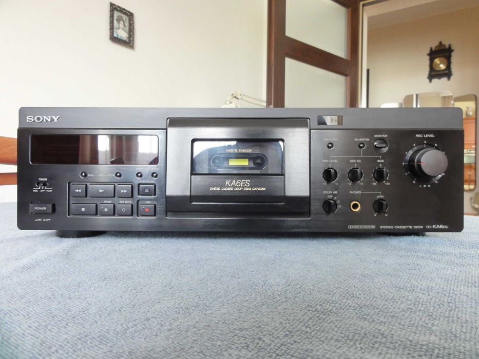 Magnetofon kasetowy Sony TC-ka6es, pilot sony RM-J701.