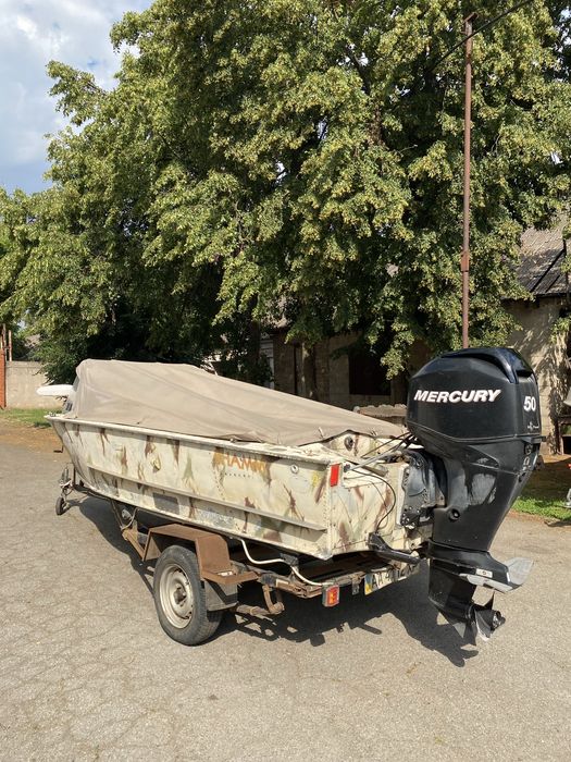 Продам лодочный комплект Прогресс - 4 + Mercury 50 EFI + лафет