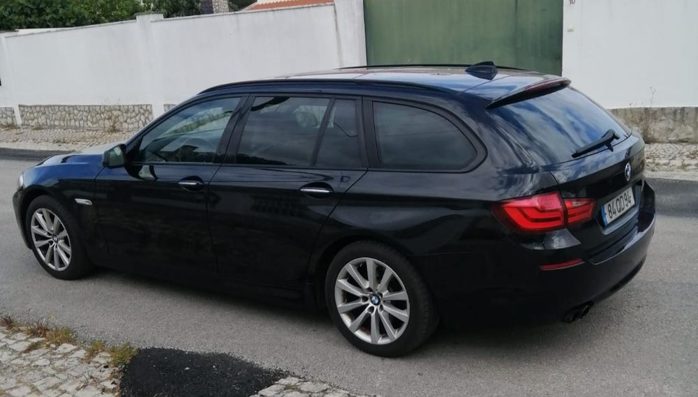 BMW 520d Touring teto panorâmico