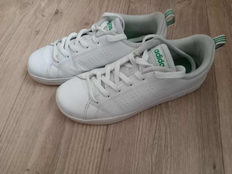 Кросівки кросовки кеди Adidas 35
