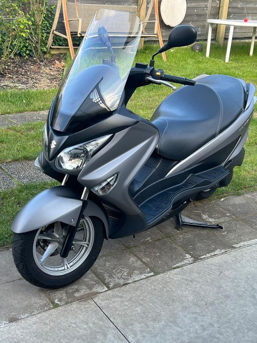 Suzuki Burgman 125