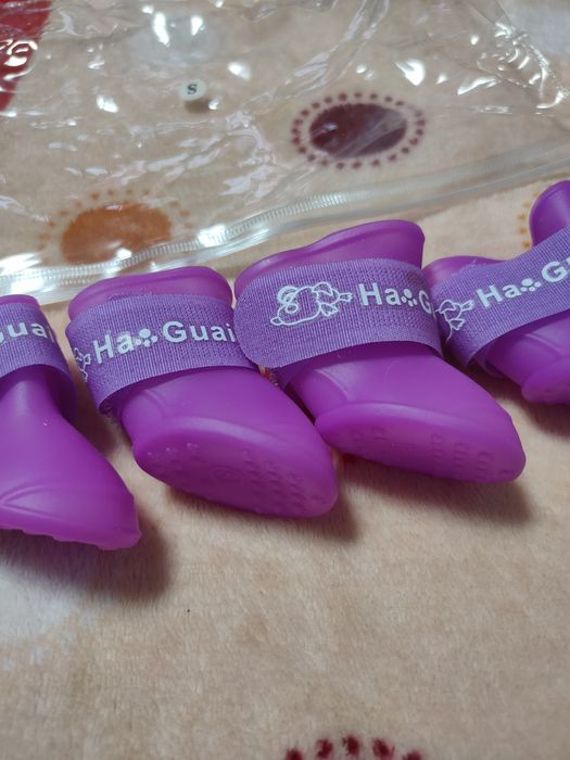 Силиконовая обувь для животных