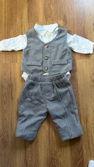 Костюм святковий для хлопчика 3-6 місяців, 68-74 розмір