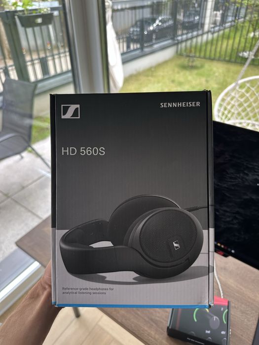 Sluchawki Sennheiser HD 560s w idealnym stanie