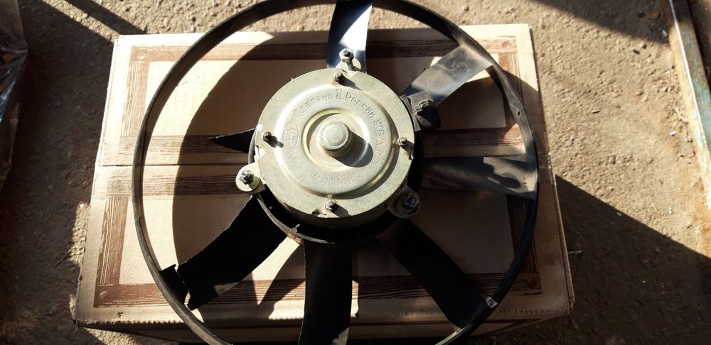 Оригінальний електровентилятор радіатора 2123,1118