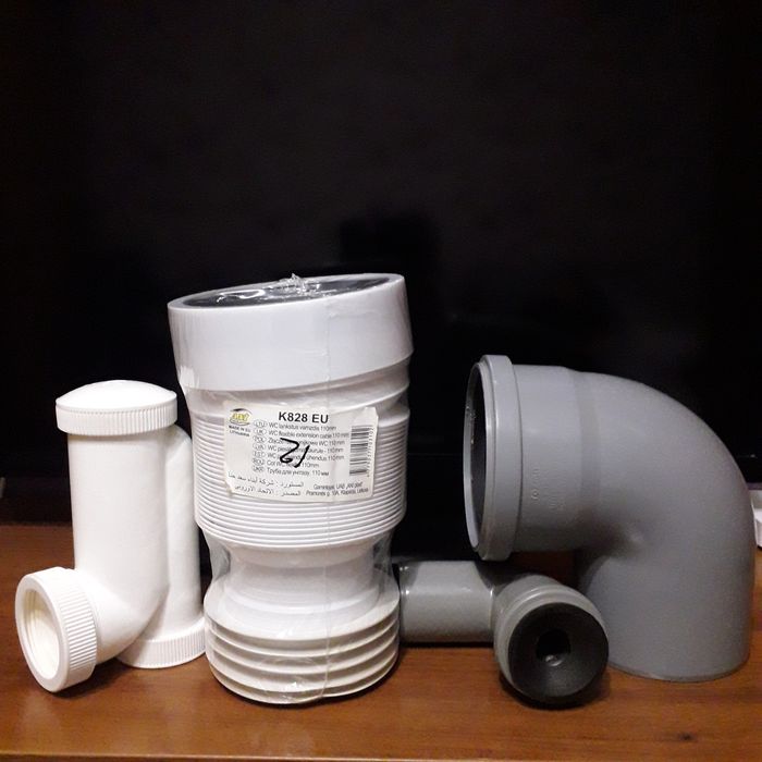 Комплектуючі ванни, раковини та унітаз