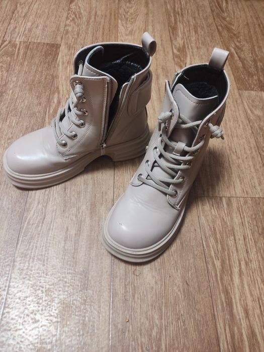 Зимние ботинки на девочку 38 размер, по стельке