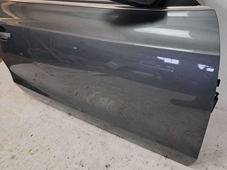 AUDI A5 8T COUPE drzwi prawe prawy LX7R oryginalny lakier