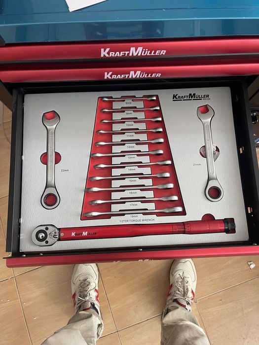 Carrinho de 7/7 gavetas cheias