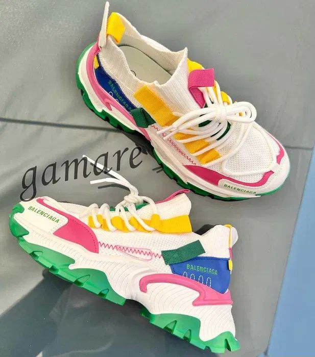 Buty BALENCIAGA Rozmiar 41. Kolorowe. sneakers. ZAMOW od Ba uty OLX.pl