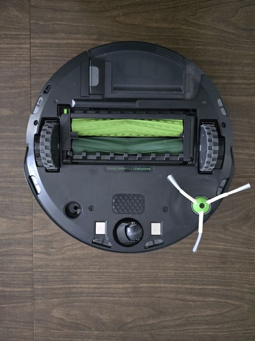 iRobot Roomba j7