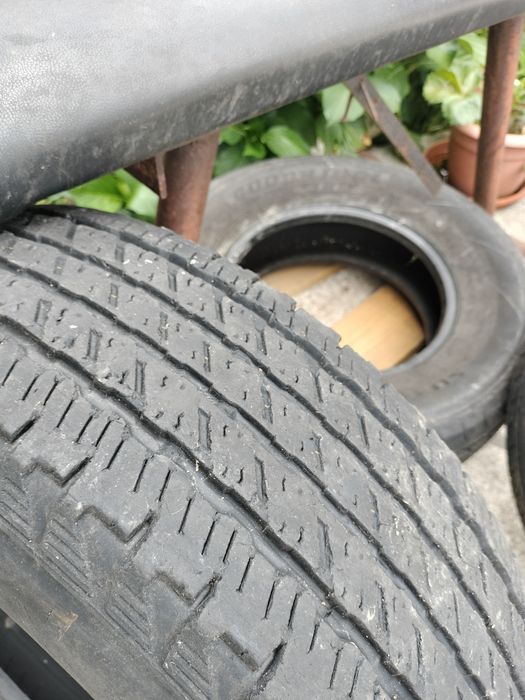 4 Pneus usados 225/75 R15 M+S – SUV / Jipe