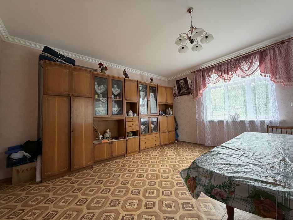 Продаж добротного будинку