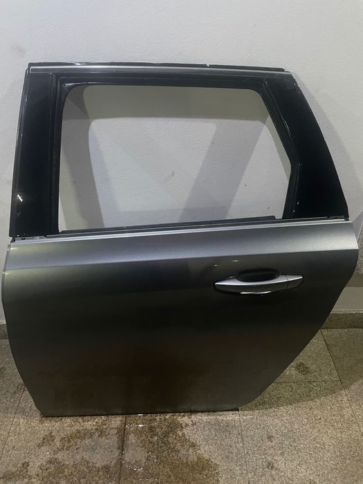 Porta tras esquerda peugeot 308 SW 2017