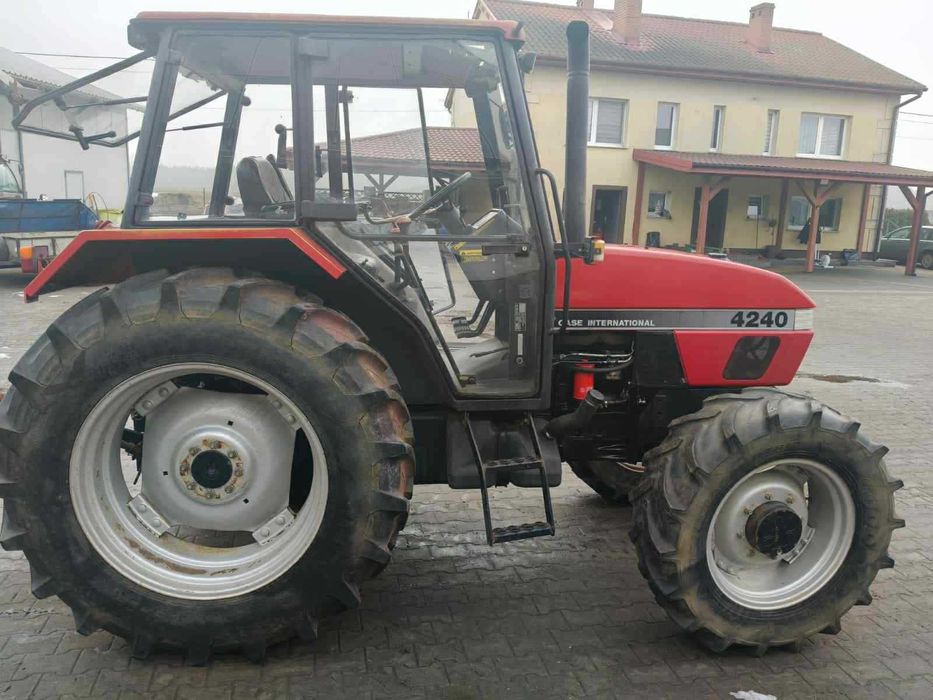 Case 4240 4210 4220 4230 844 Grabów-Wójtostwo • OLX.pl