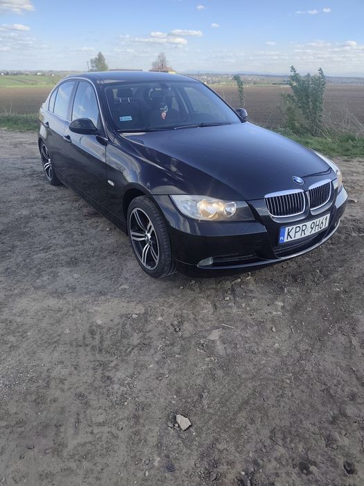 Sprzedam BMW E90 320i